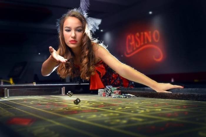 Live Casino Baccarat Roulette Real Dealer